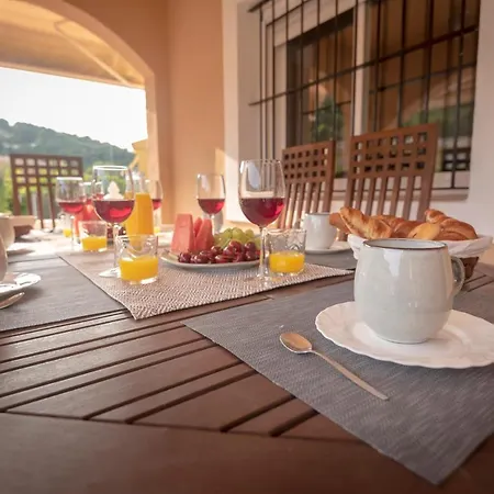 Les Nines Кальпе